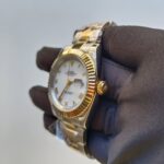 rolex-datejust-41mm-two-tone-white-slate-roman-dial-smooth-bezel-oyster-bracelet-watch-replica-m1ojh.webp