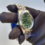 rolex-datejust-olive-green-palm-motif-diamond-dial-41mm-jubilee-stainless-steel-wrist-mens-watch-replica-txacg.jpg