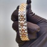 rolex-lady-datejust-31mm-two-tone-goldgray-roman-dial-oyster-perpetual-jubilee-bracelet-watch-replica-fj8fo.jpg