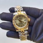 rolex-lady-datejust-31mm-two-tone-yellow-roman-dial-oyster-perpetual-jubilee-bracelet-watch-replica-fygo7.jpg
