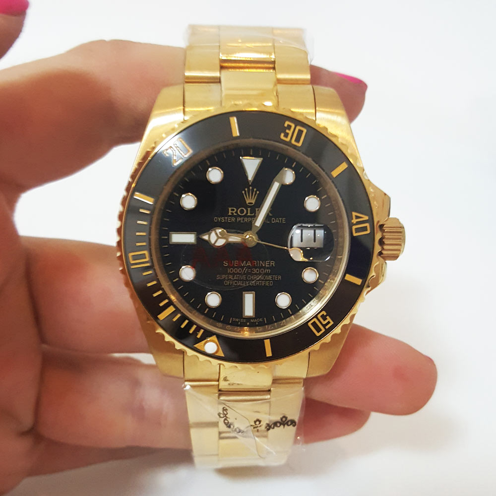 Black-Dial-Gold-Submariner-Replica.jpg